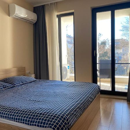 Brand New Apartment With Outdoor Swimming Pool 瓦爾納 外观 照片