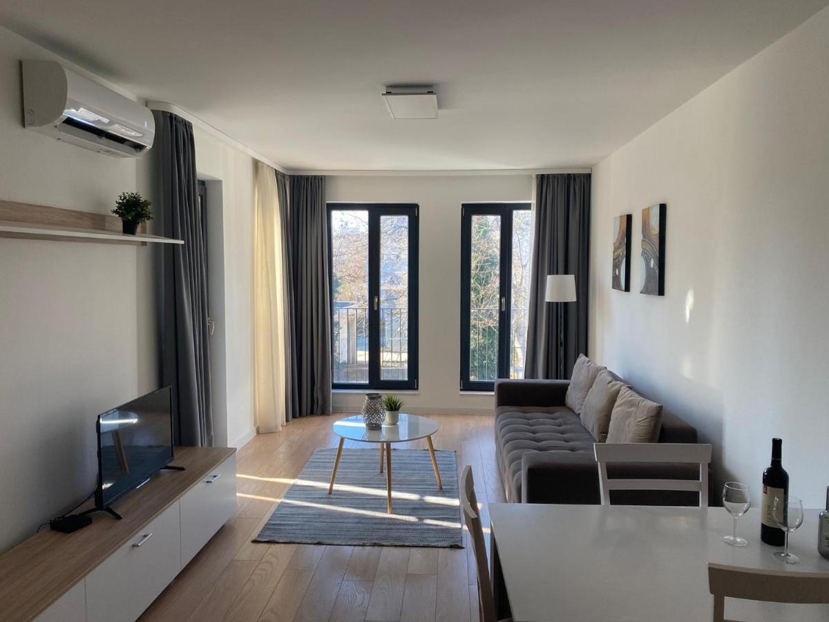 Brand New Apartment With Outdoor Swimming Pool 瓦爾納 外观 照片