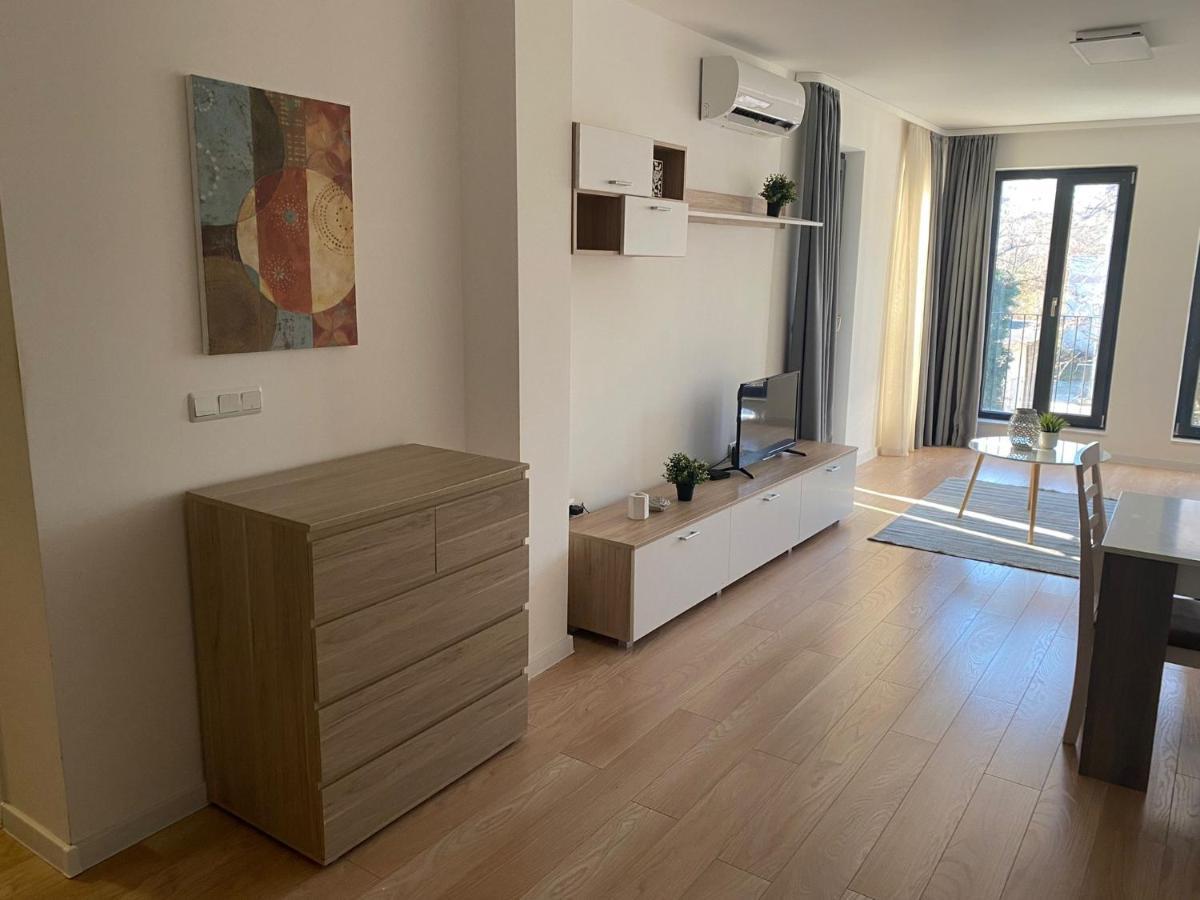 Brand New Apartment With Outdoor Swimming Pool 瓦爾納 外观 照片